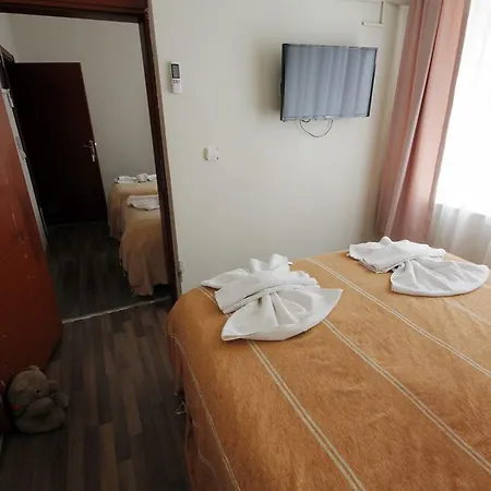 Life Hotel 3*